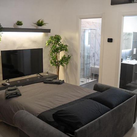 Dietro Al Plebiscito Luxury Suite Naples Extérieur photo