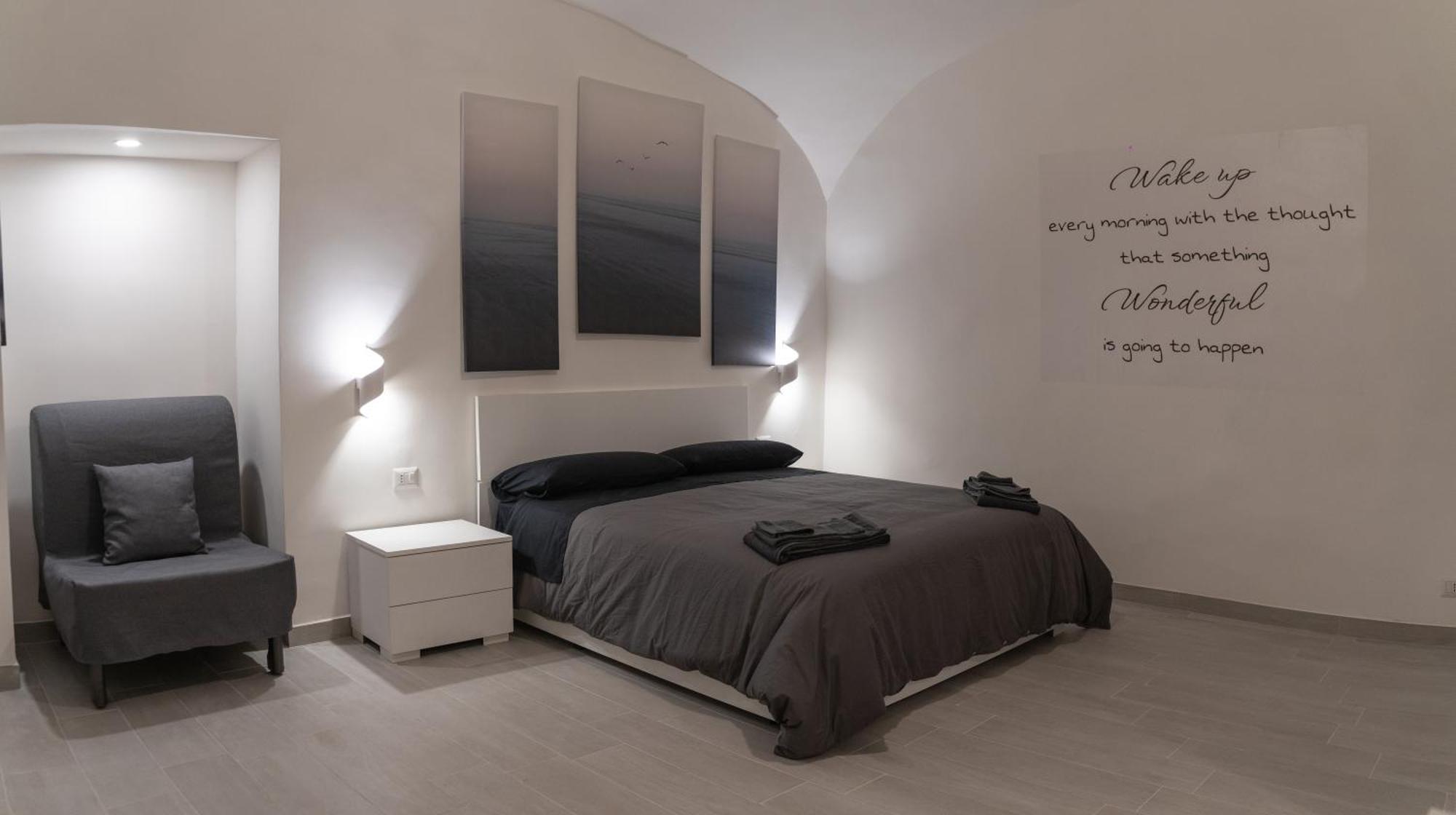 Dietro Al Plebiscito Luxury Suite Naples Extérieur photo